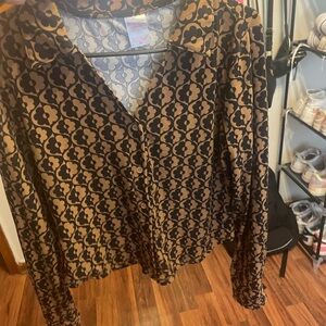 No Boundaries Brown and Black Long Sleeve Notched Collar Blouse